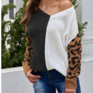 Leopard print Colorblock knit sweater SIZE M- NWOT